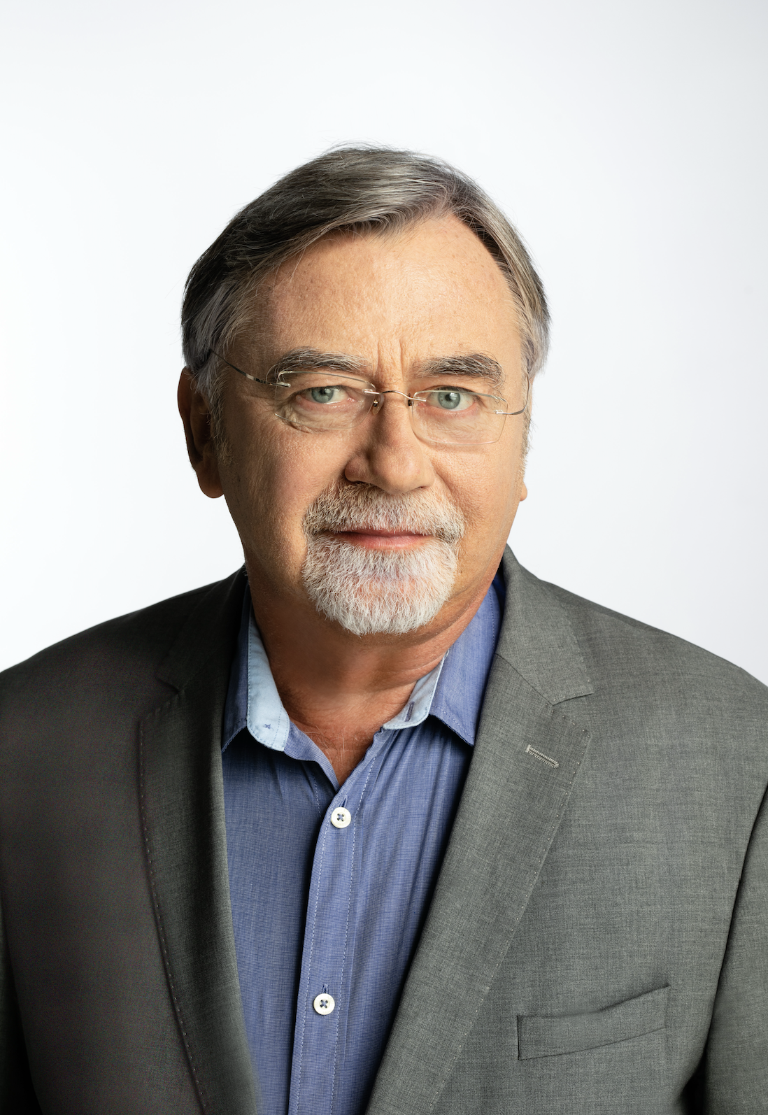 Piotr NOWACZYK